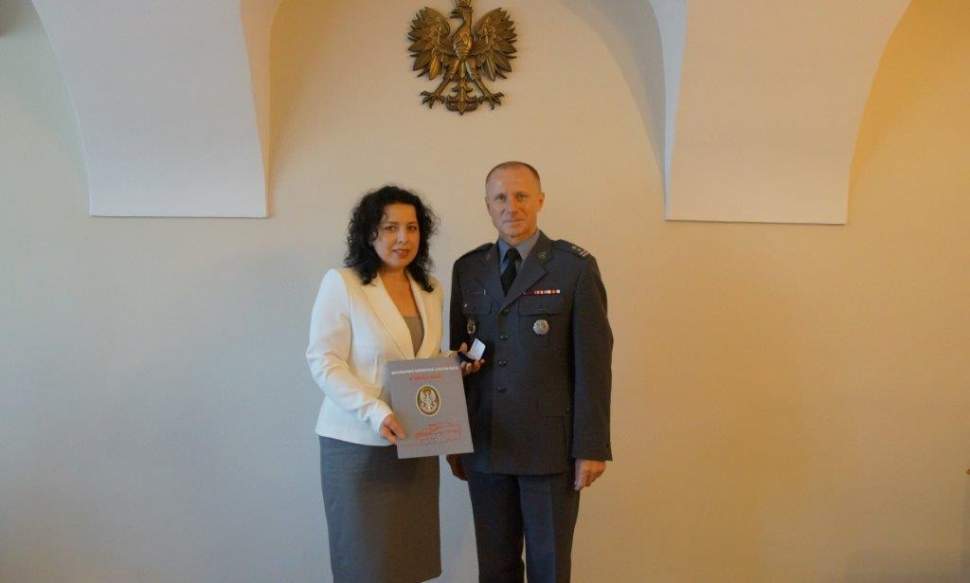 Burmistrz odbiera odznakę